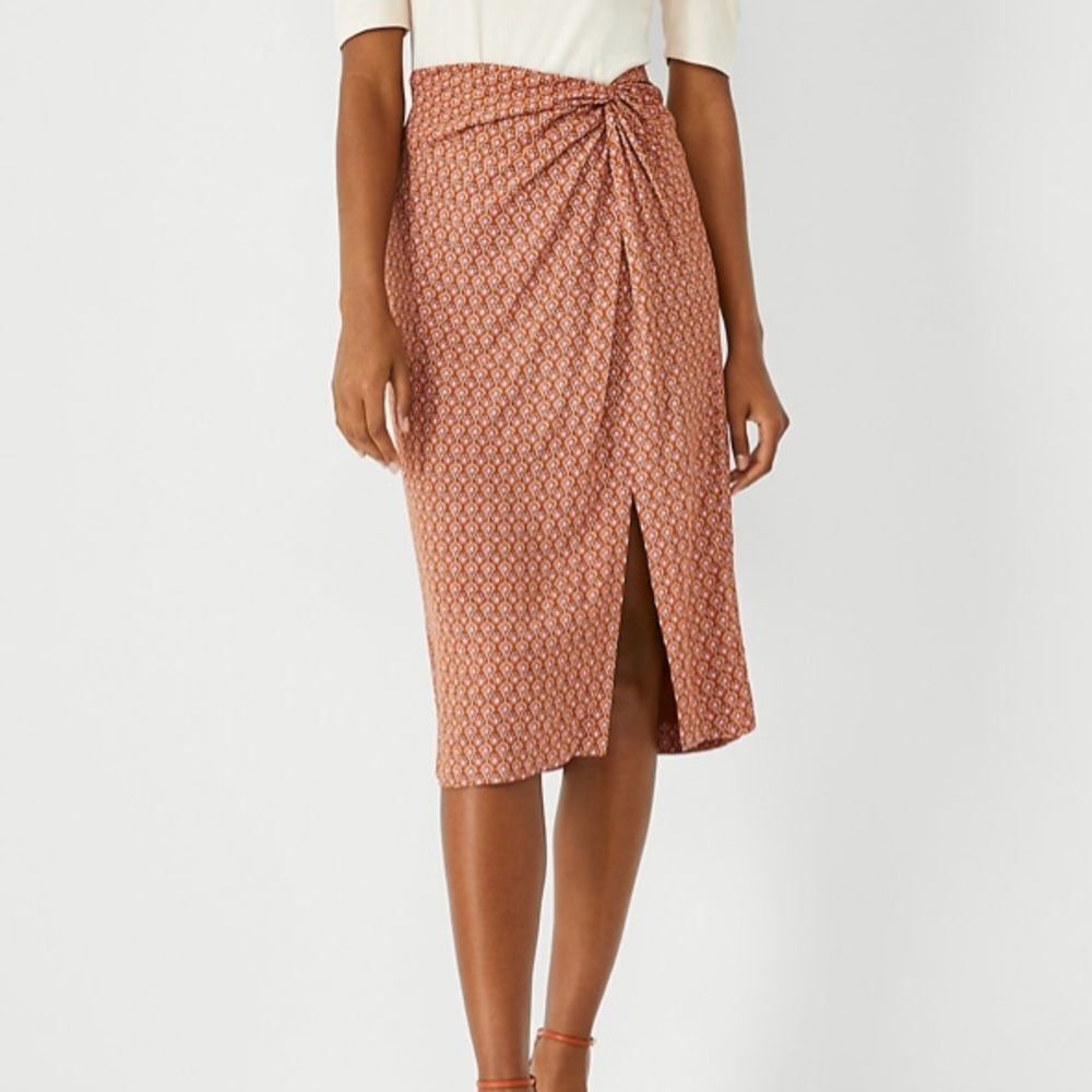 Ann Taylor Paisley Twist Pencil Skirt - Picture 1 of 4